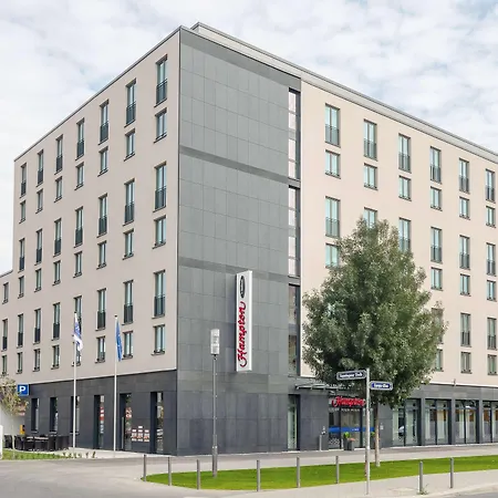 Hampton By Hilton Frankfurt City Centre-3
